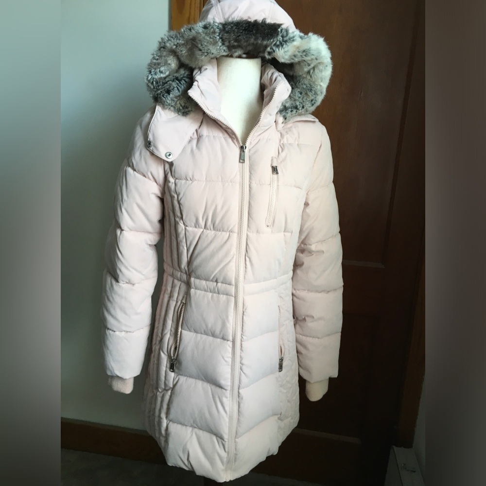 Nautica Women’s Light Pink Quilted Hooded Puffer Coat with Faux Fur Trim